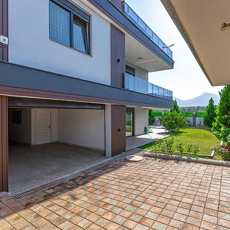 Solaris Döşemealtı